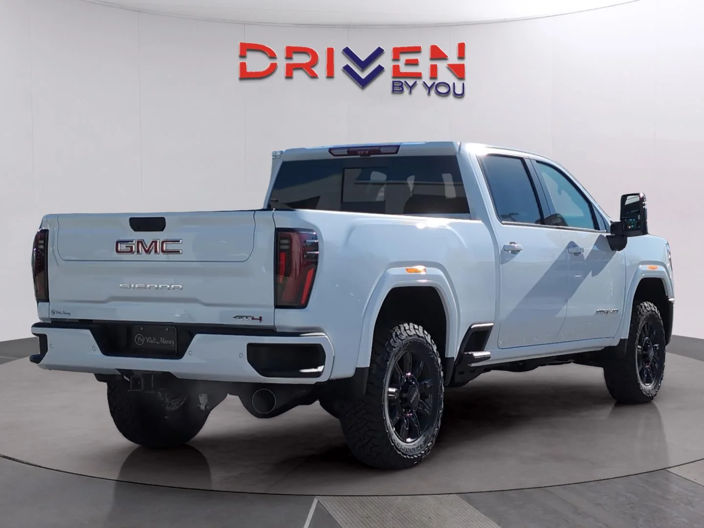 New 2026 Summit White GMC AT4 image 5