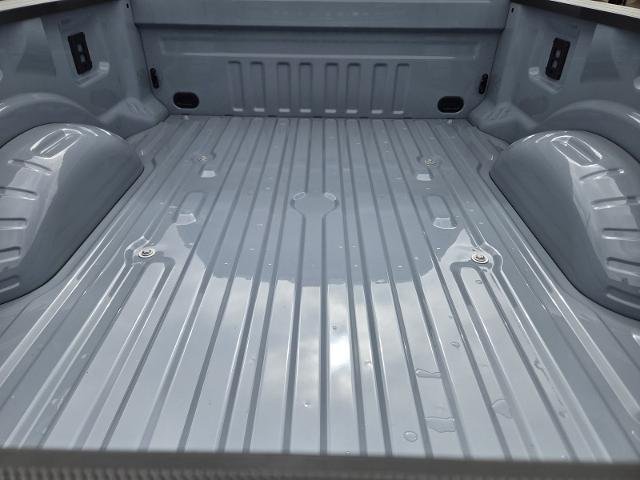 New 2026 Glacier Gray Metallic Tri-Coat Ford F-250® Lariat® image 40
