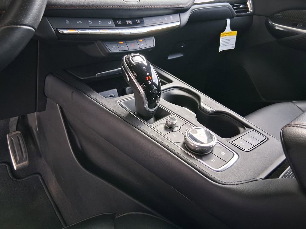 Used 2023 Crystal White Tricoat Cadillac Sport image 17