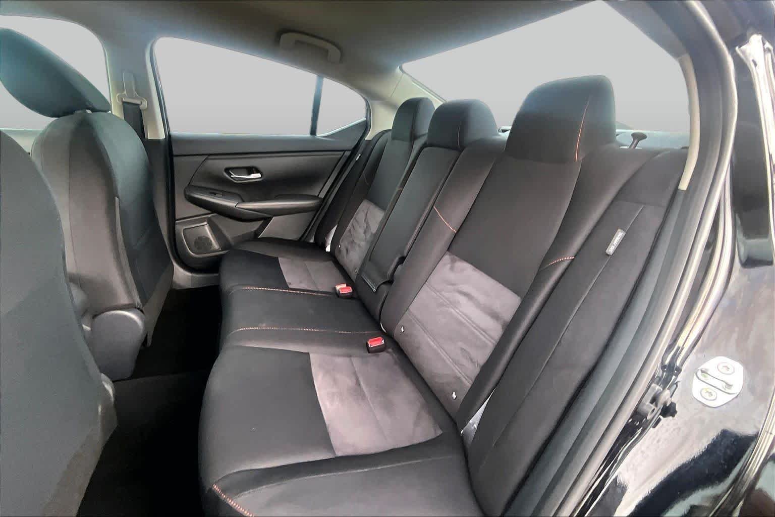 Used 2025 Super Black Nissan SR image 20