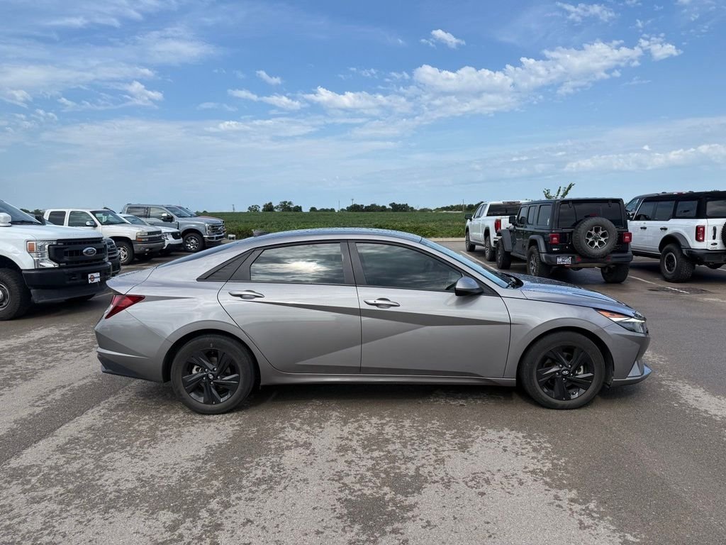 Used 2023 Gray Hyundai SEL image 16