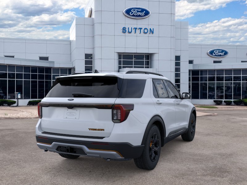 New 2026 Space White Metallic Ford Tremor® image 34