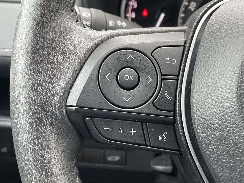 2025 Toyota RAV4 XLE Premium - Photo 10