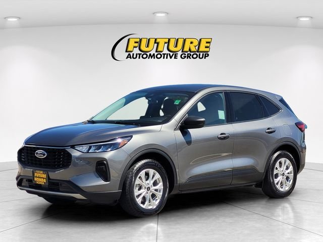 Used 2025 Gray Ford Active image 5