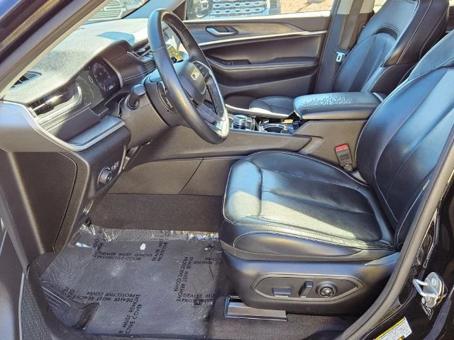 Used 2021 Black Jeep Limited image 16