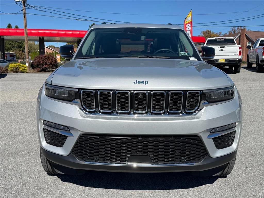 Used 2023 Silver Jeep 4xe image 16