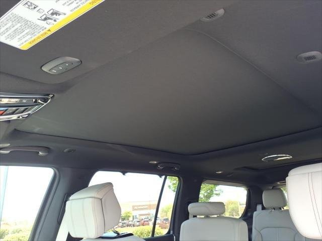 New 2026 Steel Blue Exterior Paint Jeep Grand Wagoneer image 6