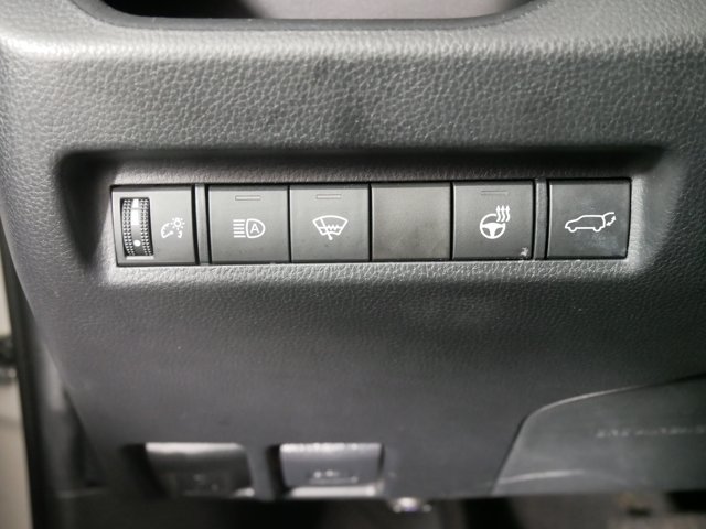 Used 2022 White Toyota XLE w/ Weather Pkg & Convenience Pkg image 28