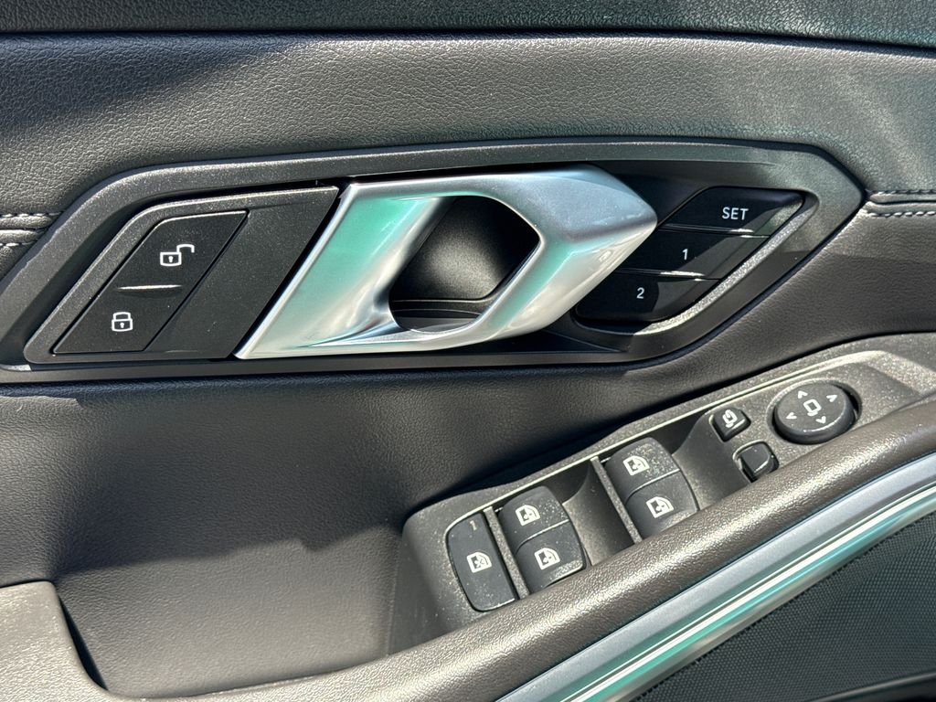 Used 2024 Green BMW Base image 23