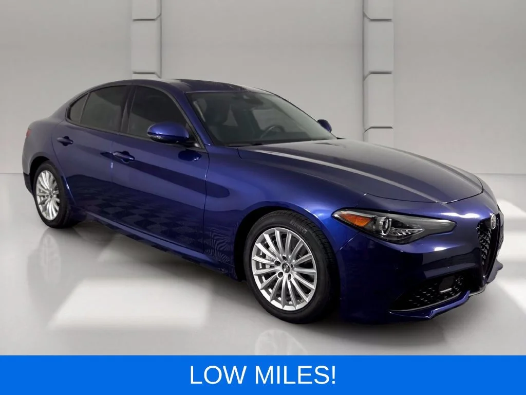 Used 2022 Anodized Blue Metallic Alfa Romeo Sprint image 2