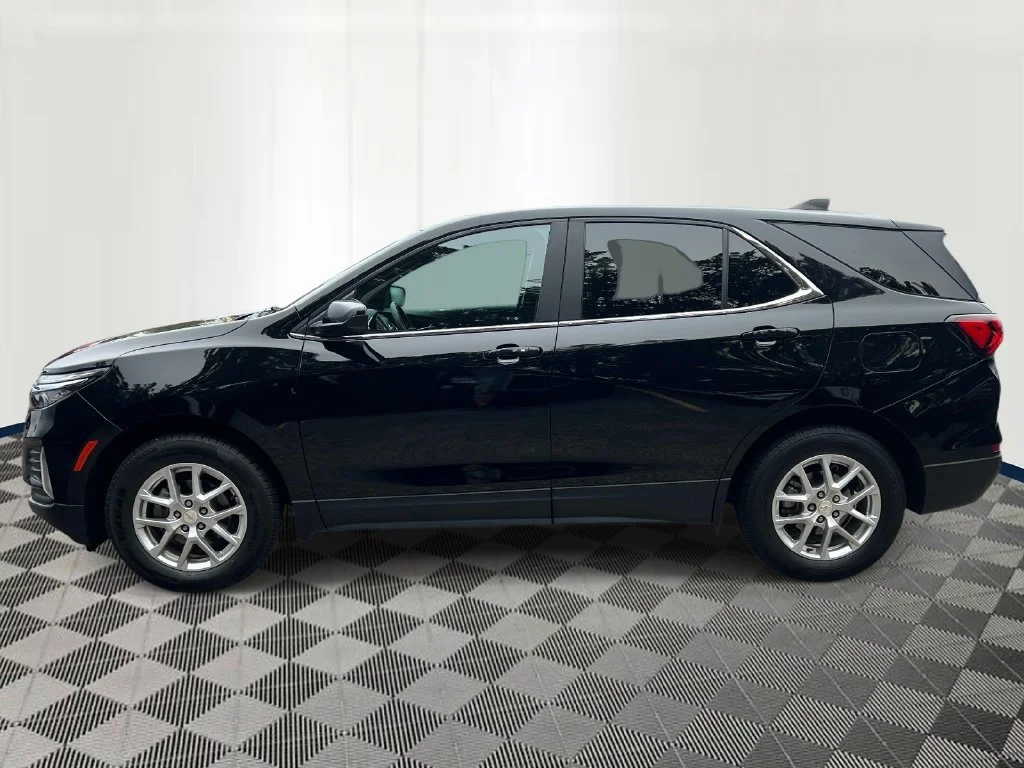 Used 2023 Chevrolet Equinox LT with VIN 3GNAXUEG9PL160024 for sale in Eastpointe, MI