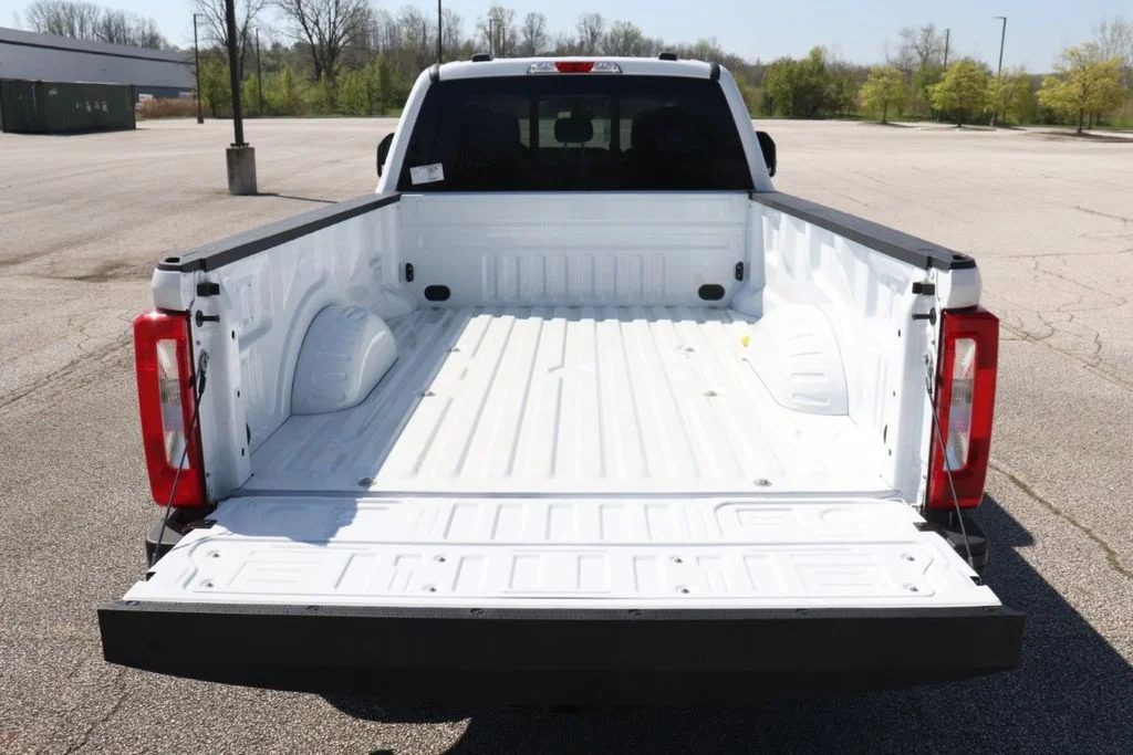 New 2026 White Ford XL image 32