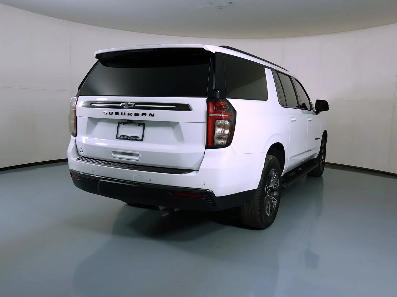 Certified Used 2022 WHITE Chevrolet Z71 image 8