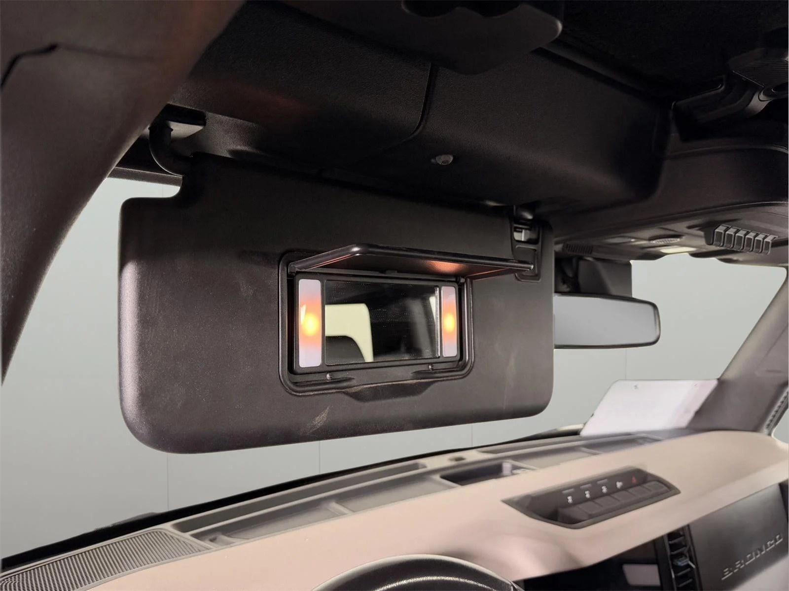 Used 2023 Oxford White Ford Wildtrak Advanced image 41