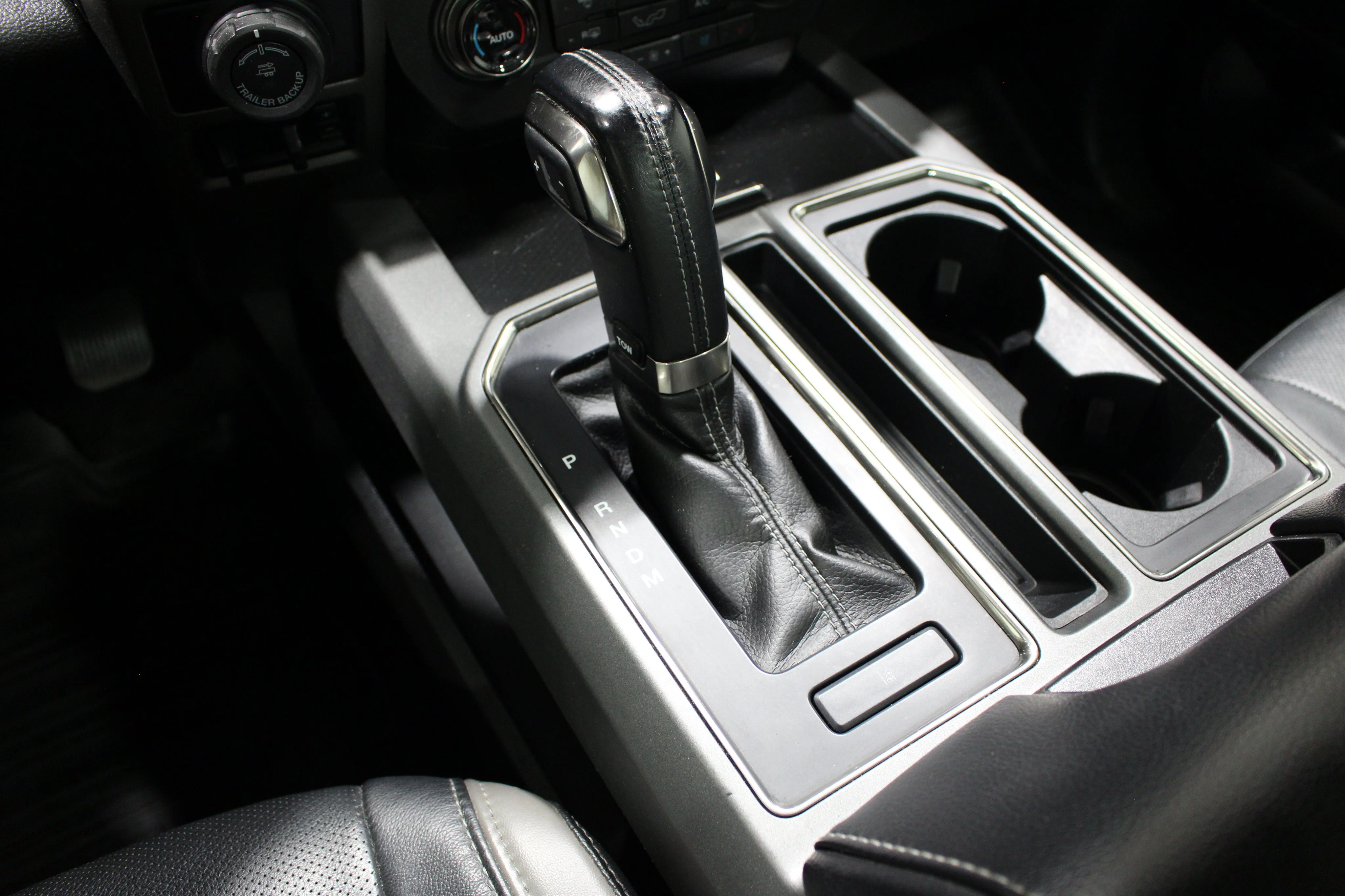 2017 Ford F-150 Raptor - Photo 19