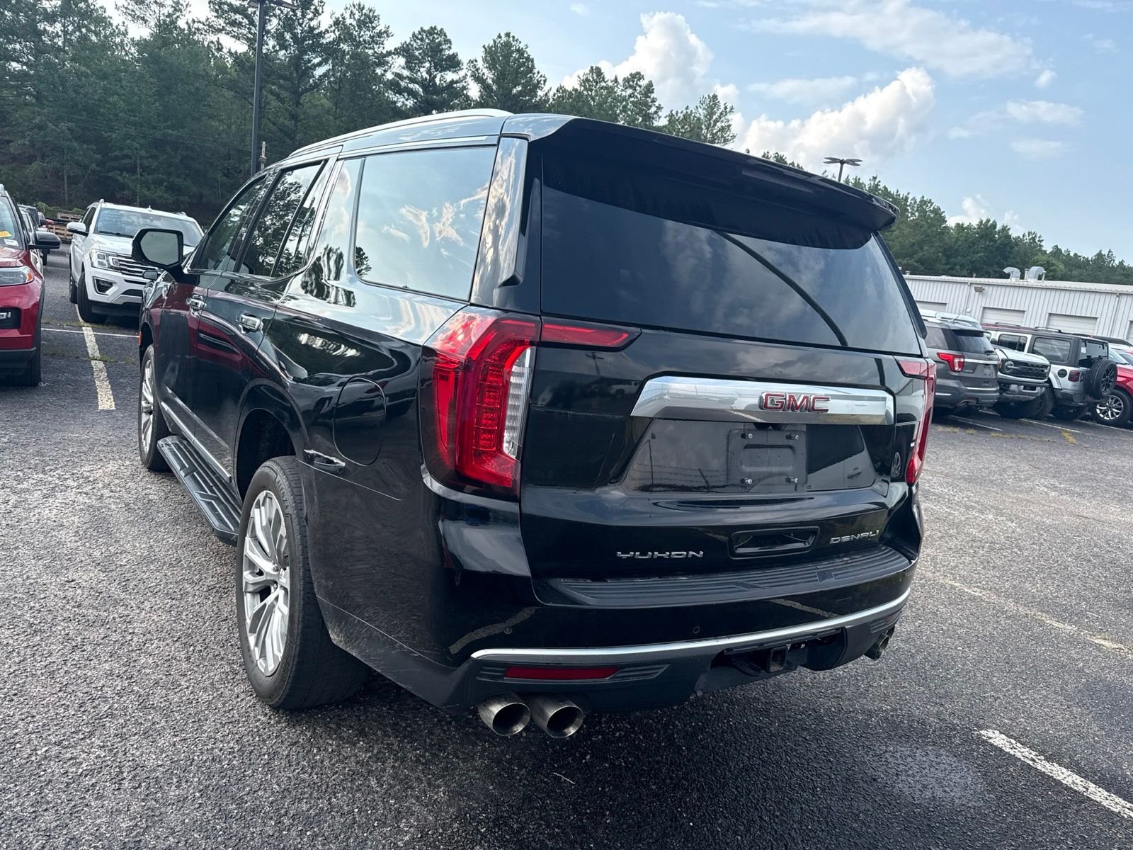 Used 2024 Black GMC Denali image 4