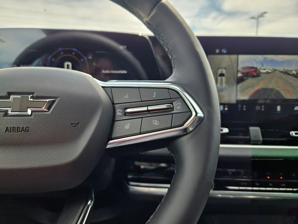 New 2026 Mosaic Black Metallic Chevrolet LT image 23