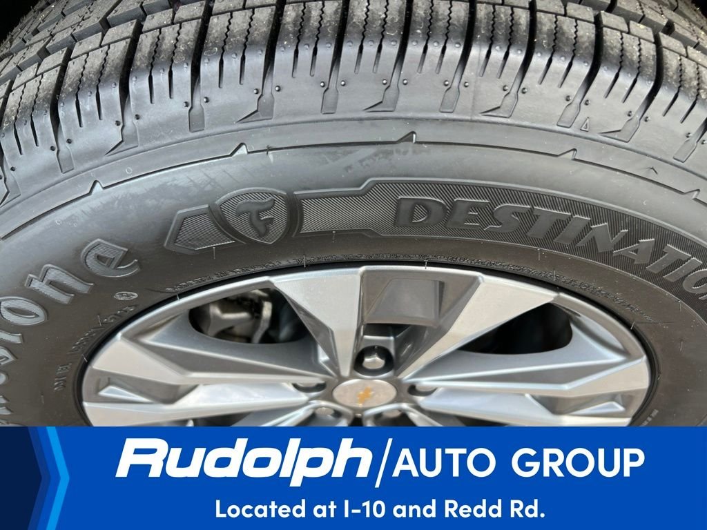 Used 2026 White Chevrolet LT image 36