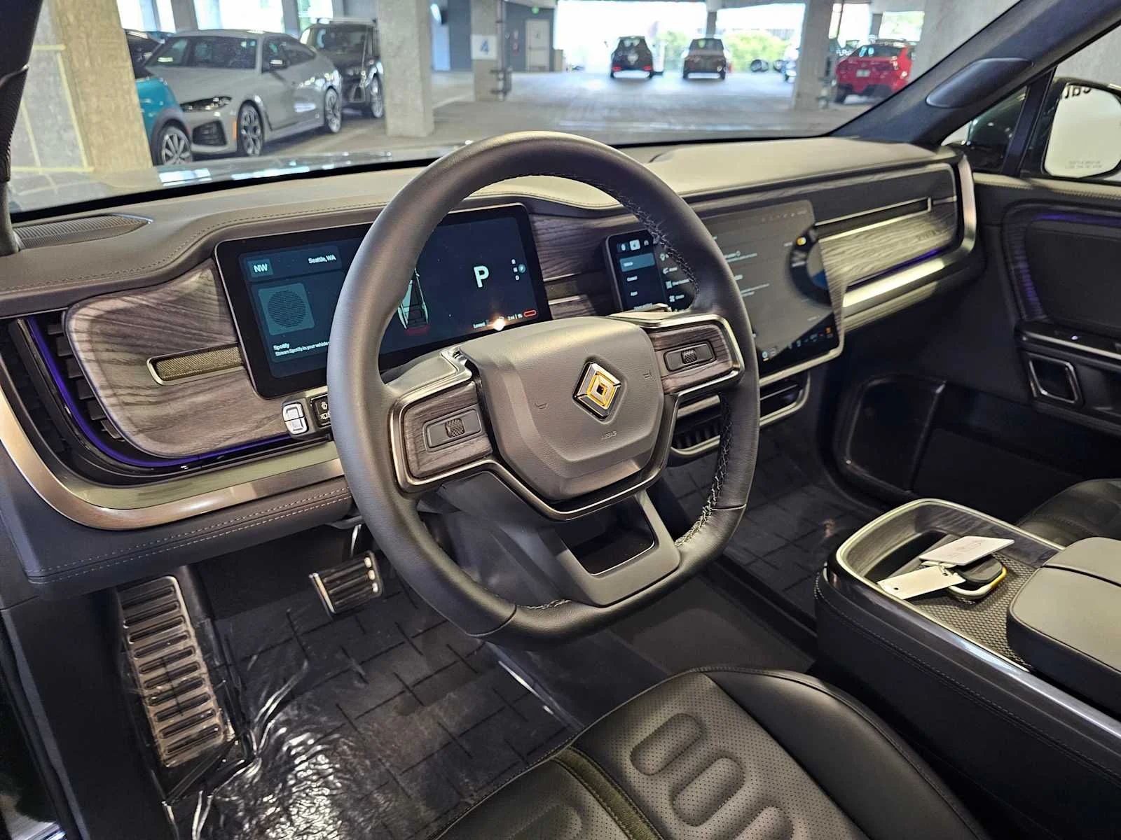 Used 2023  Rivian Adventure image 2