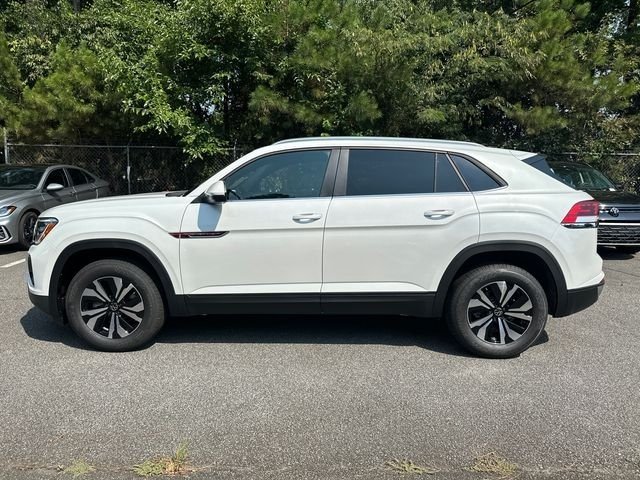 New 2026 Opal White Pearl Volkswagen 2.0T SE image 8