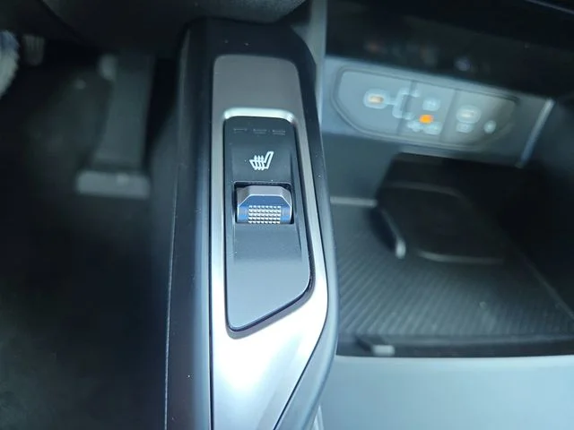 2026 Kia Sorento EX - Photo 14