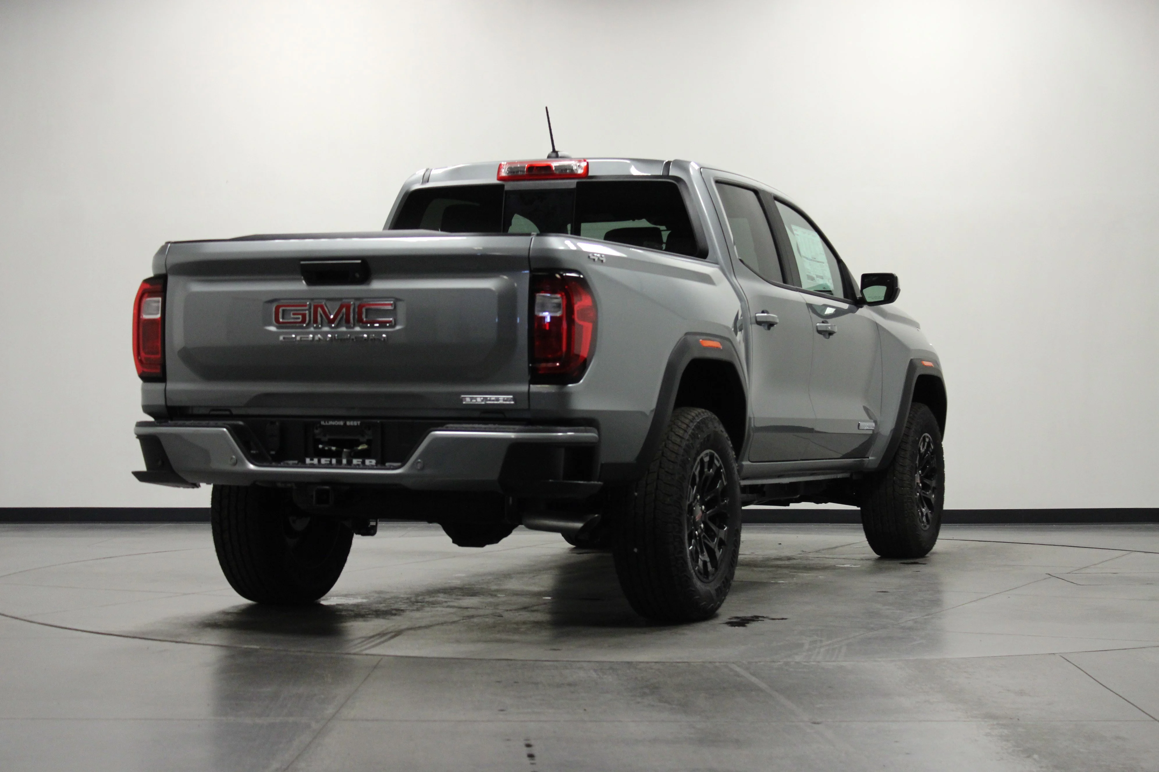 New 2026 Ebony Twilight Metallic GMC Elevation image 4