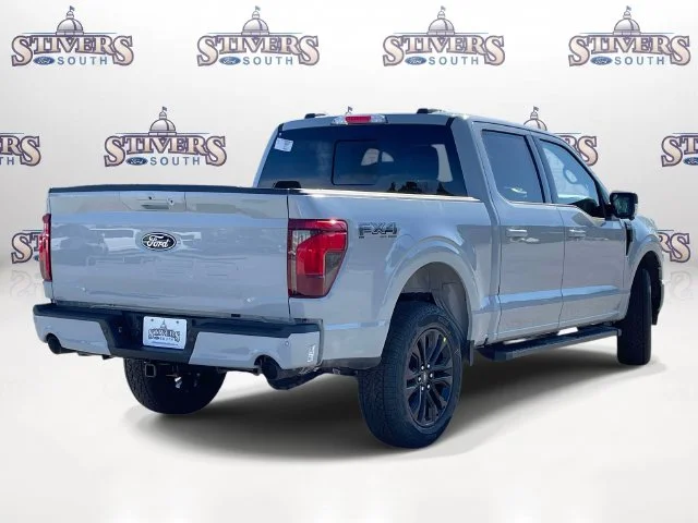 New 2026 White Ford XLT image 3