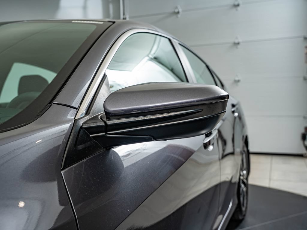 Used 2017 Gray Honda EX-L image 9