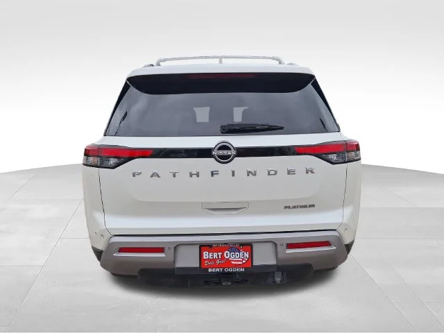 Used 2023 White Nissan Platinum image 7