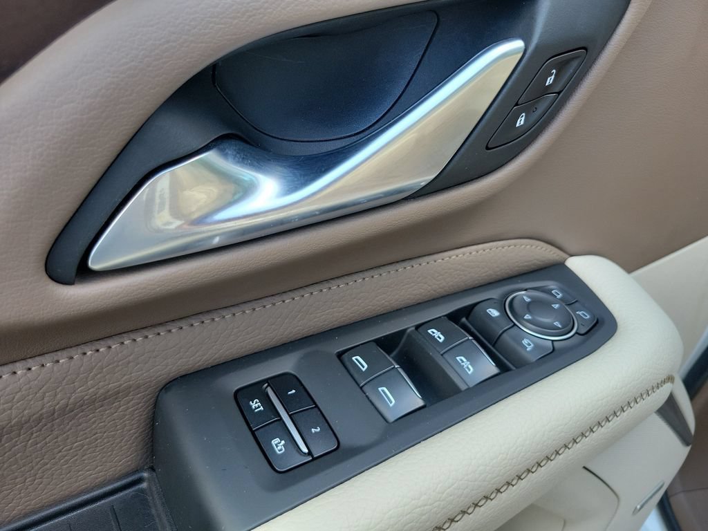 Used 2022 Summit White GMC Denali image 22