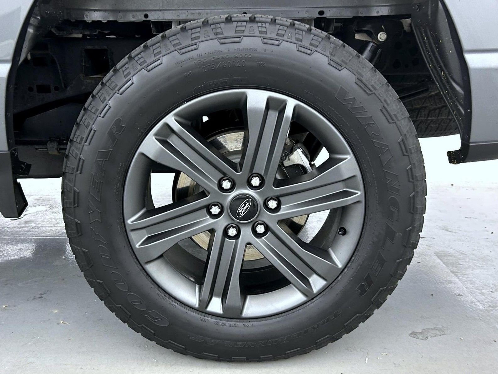 Used 2023 Gray Ford XLT image 22