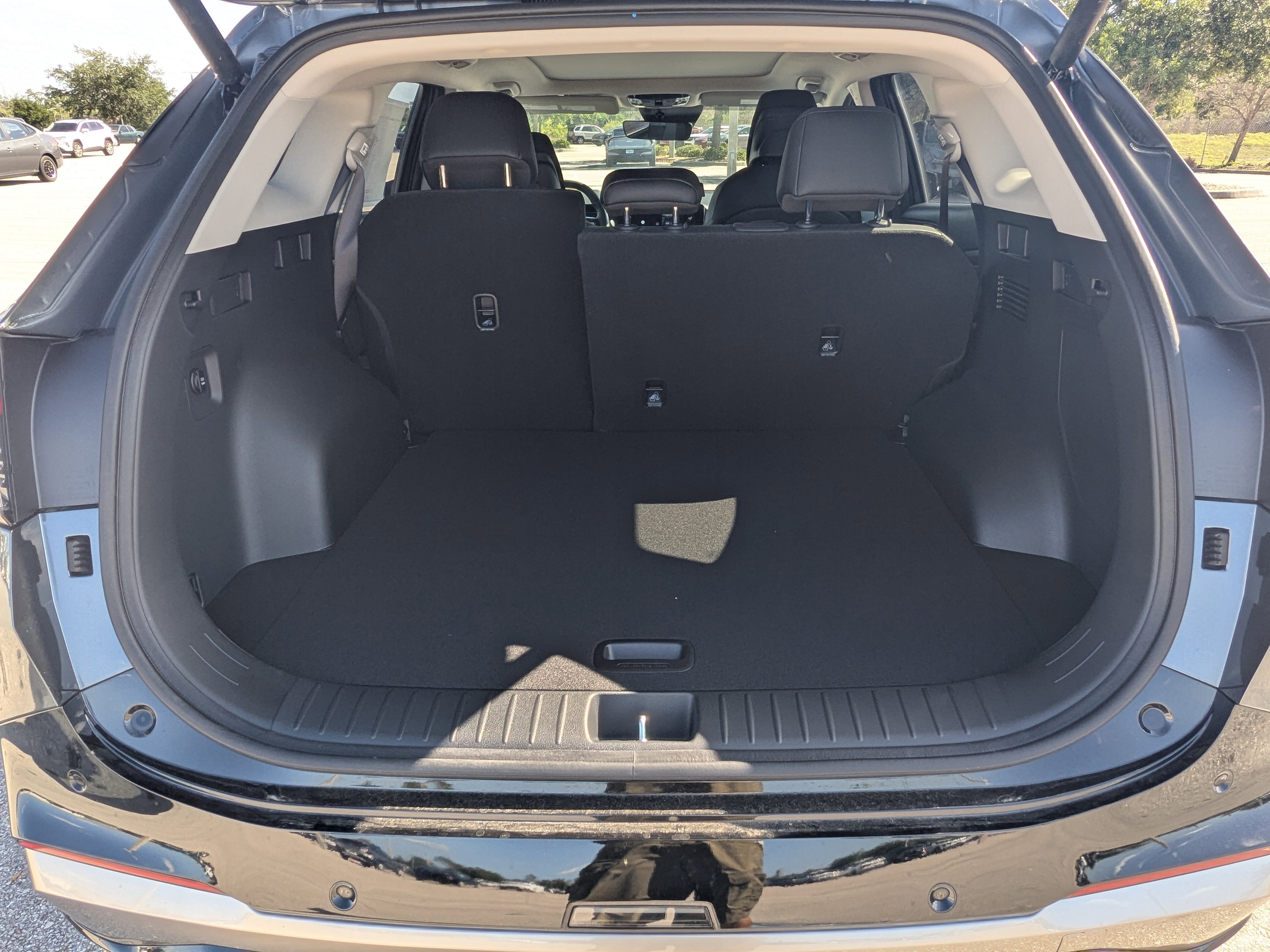 New 2026 Gravity Gray Kia SX Prestige image 17