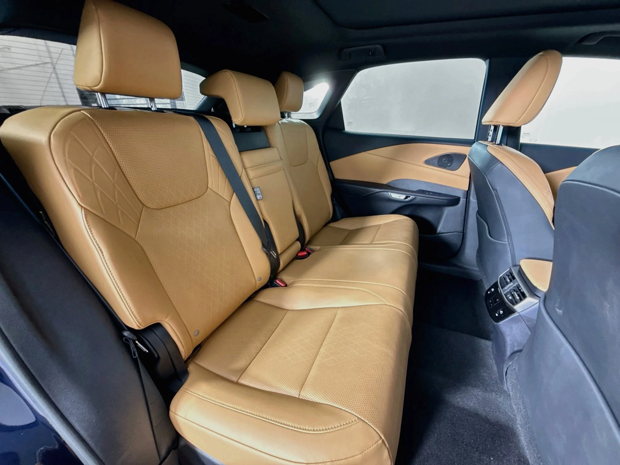 Certified Used 2025 Nightfall Mica Lexus 350h Premium Plus image 26
