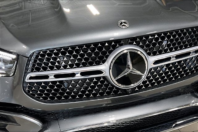 New 2026 Selenite Grey Metallic Mercedes-Benz GLE 450 image 18