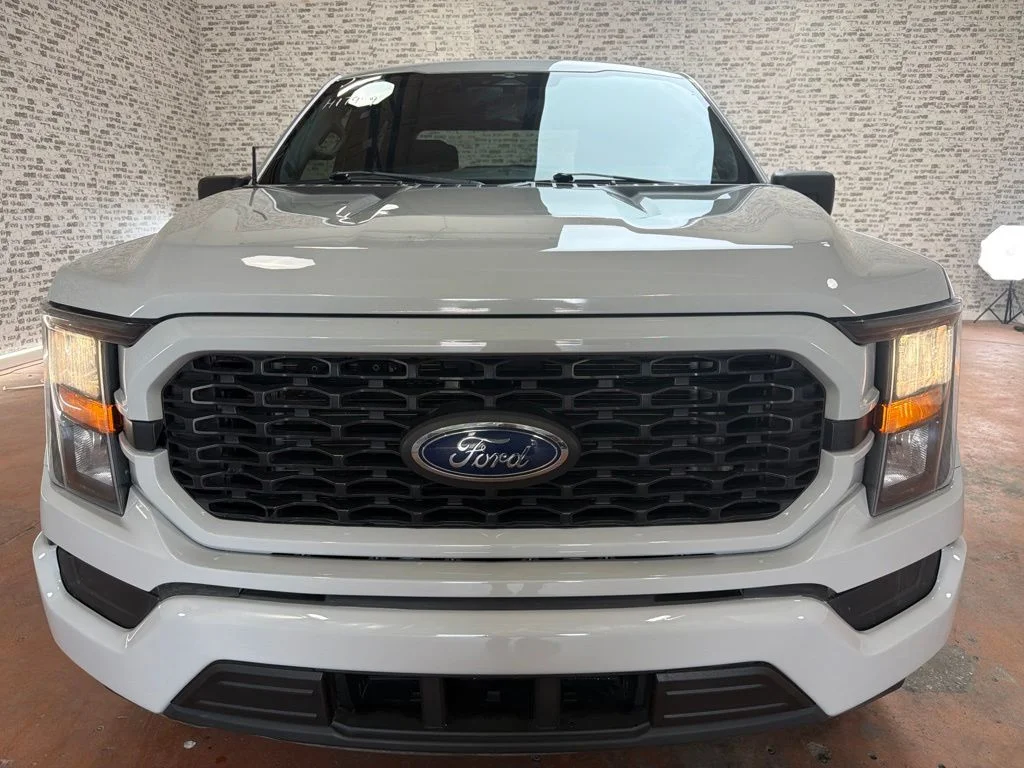 Used 2023 Avalanche Ford XL image 2
