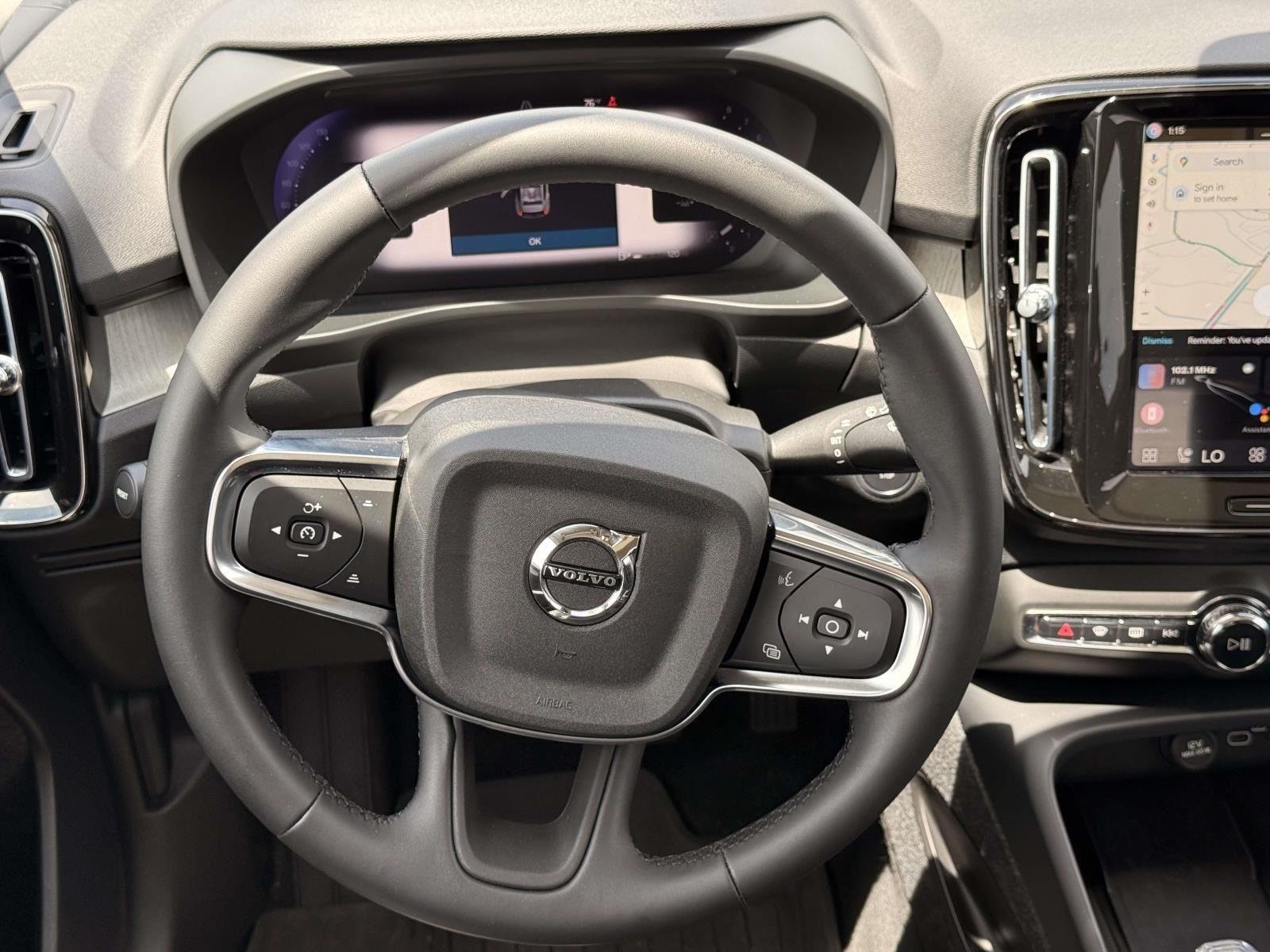 Used 2023 Silver Dawn Metallic Volvo Plus image 37