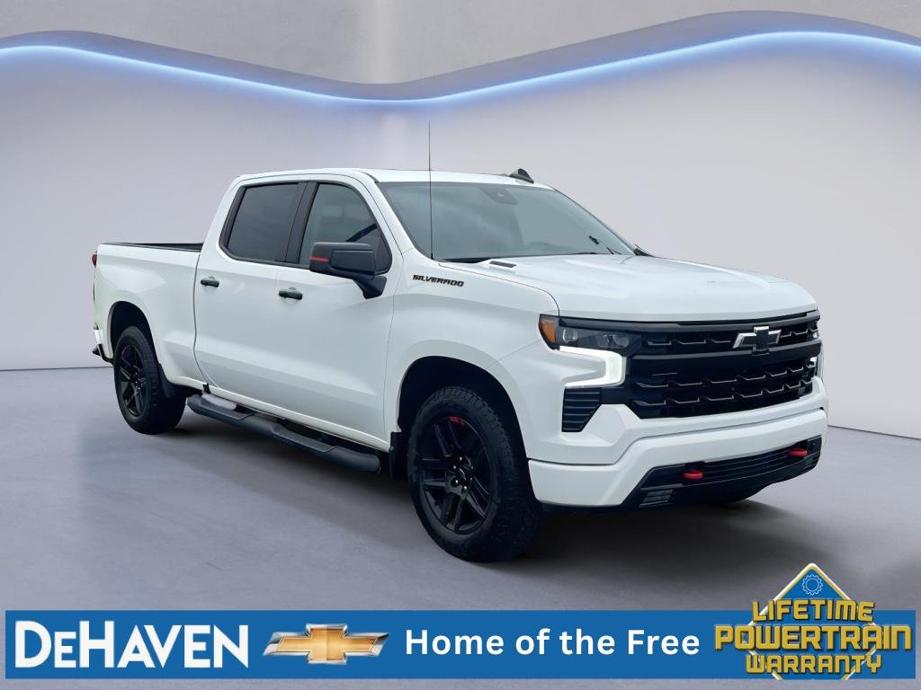 Used 2024 Summit White Chevrolet RST image 8