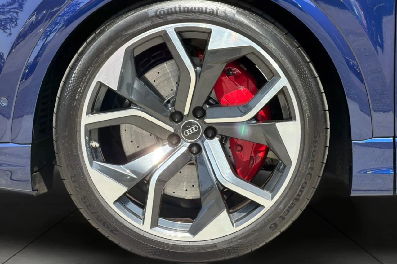 Used 2024 NAVARRA BLUE METALLI Audi  image 25