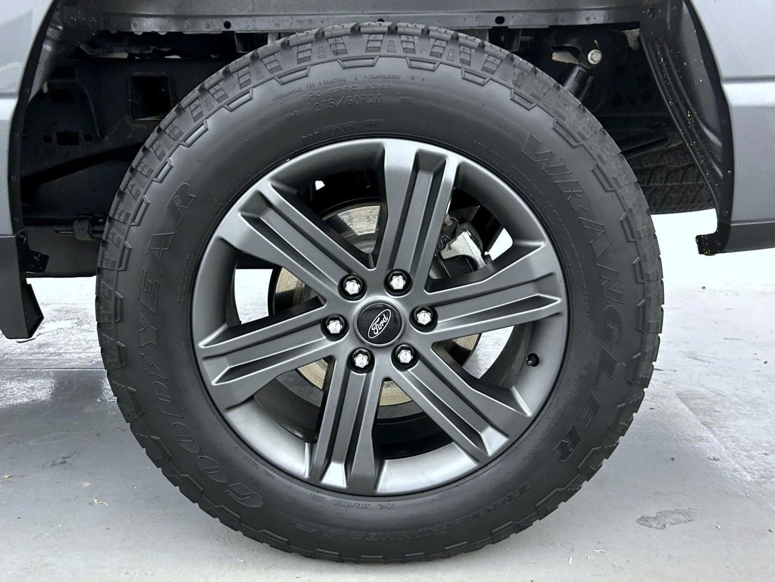 Used 2023 Gray Ford XLT image 22