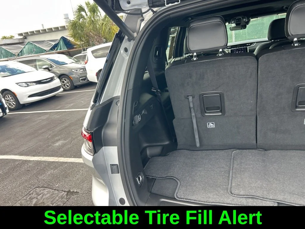 Used 2025 Silver Jeep Altitude X image 33