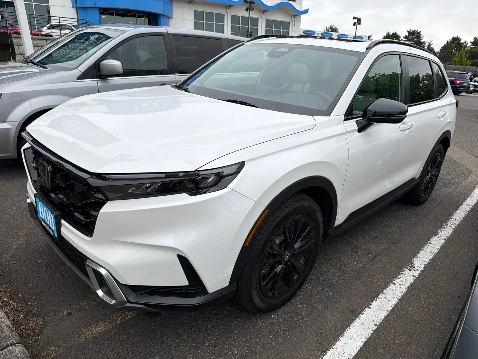 Used 2026 Platinum White Pearl Honda Sport Touring image 1