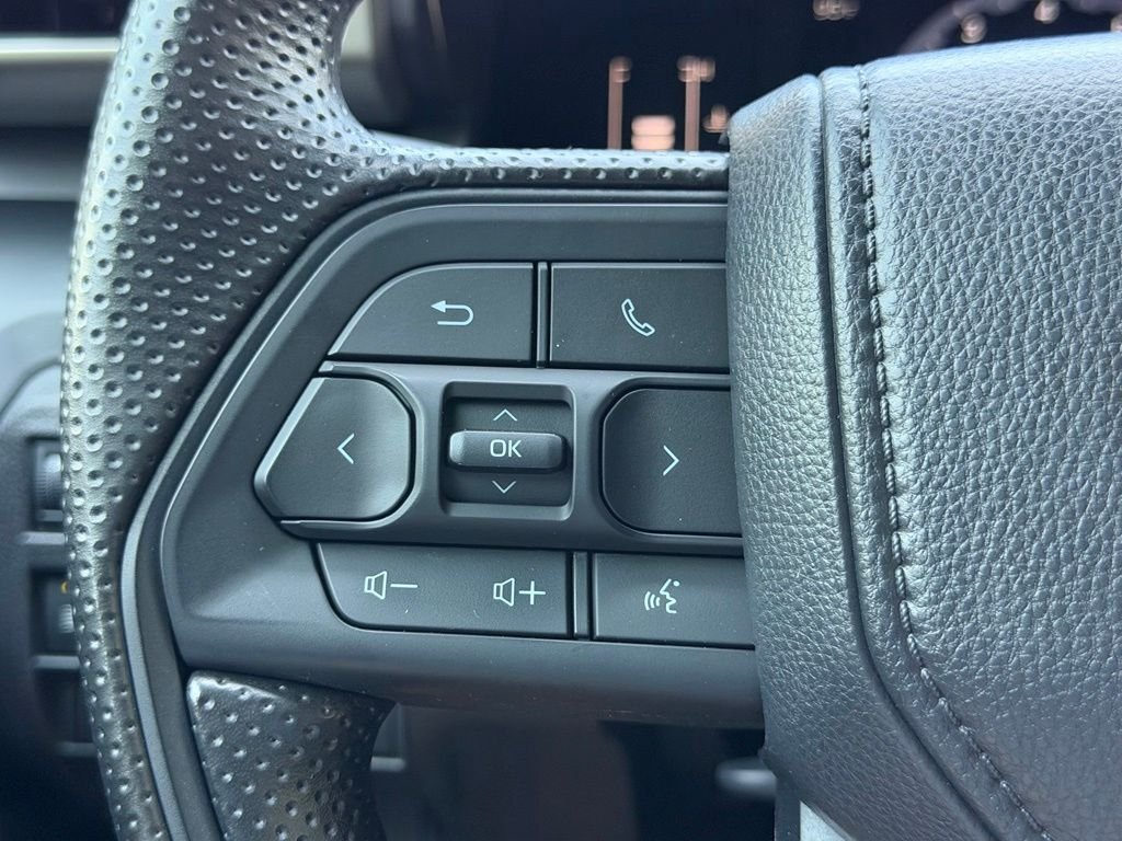 Certified Used 2025  Toyota SR image 33