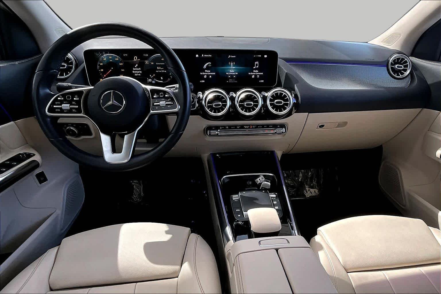 Used 2021 Polar White Mercedes-Benz GLA 250 image 15
