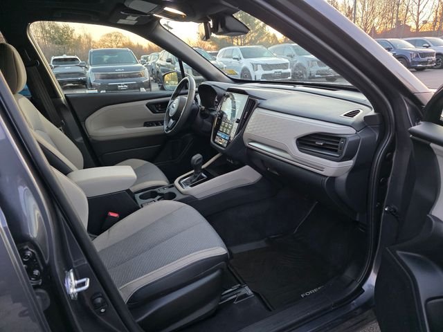 Used 2025 Gray Metallic Subaru Premium image 12