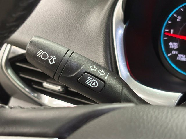 Used 2018 Black Chevrolet Premier image 27