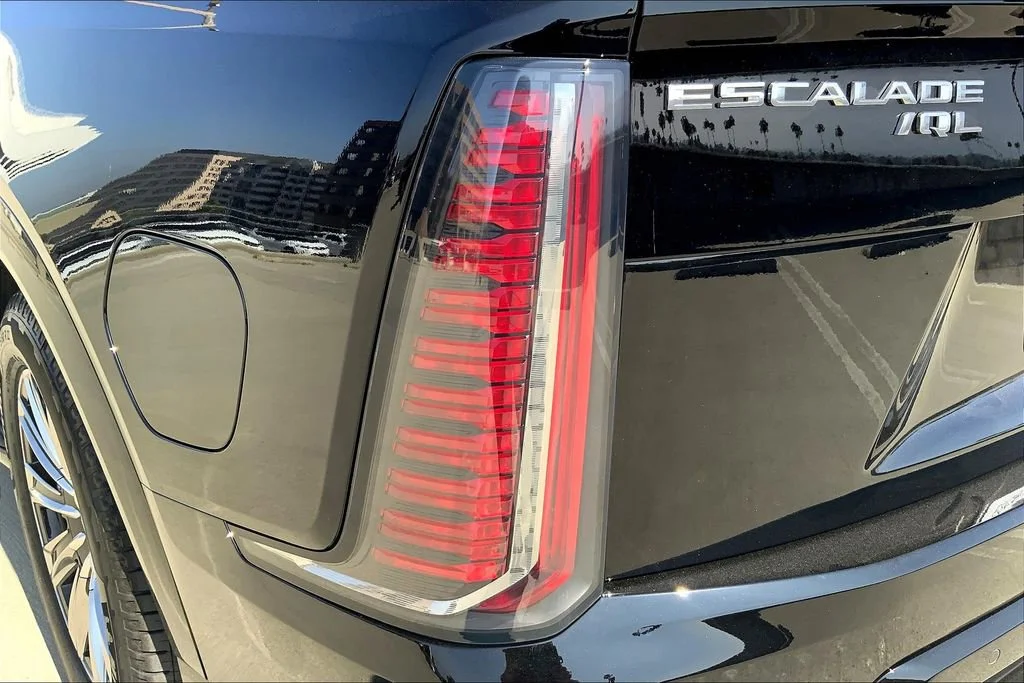 New 2026 Black Raven Cadillac Luxury image 15
