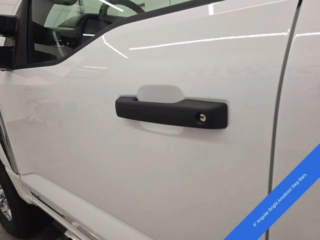 New 2026 Oxford White Ford F-250® XLT image 22