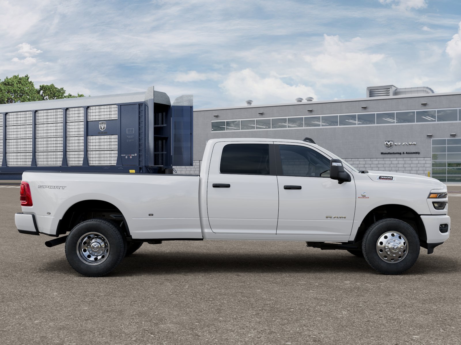New 2026 Bright White Clear-Coat Exterior Paint RAM BIG HORN image 21