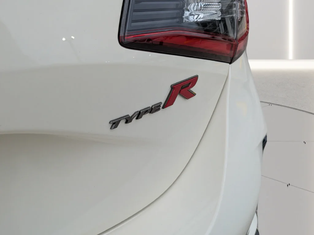 Used 2025  Honda  image 9