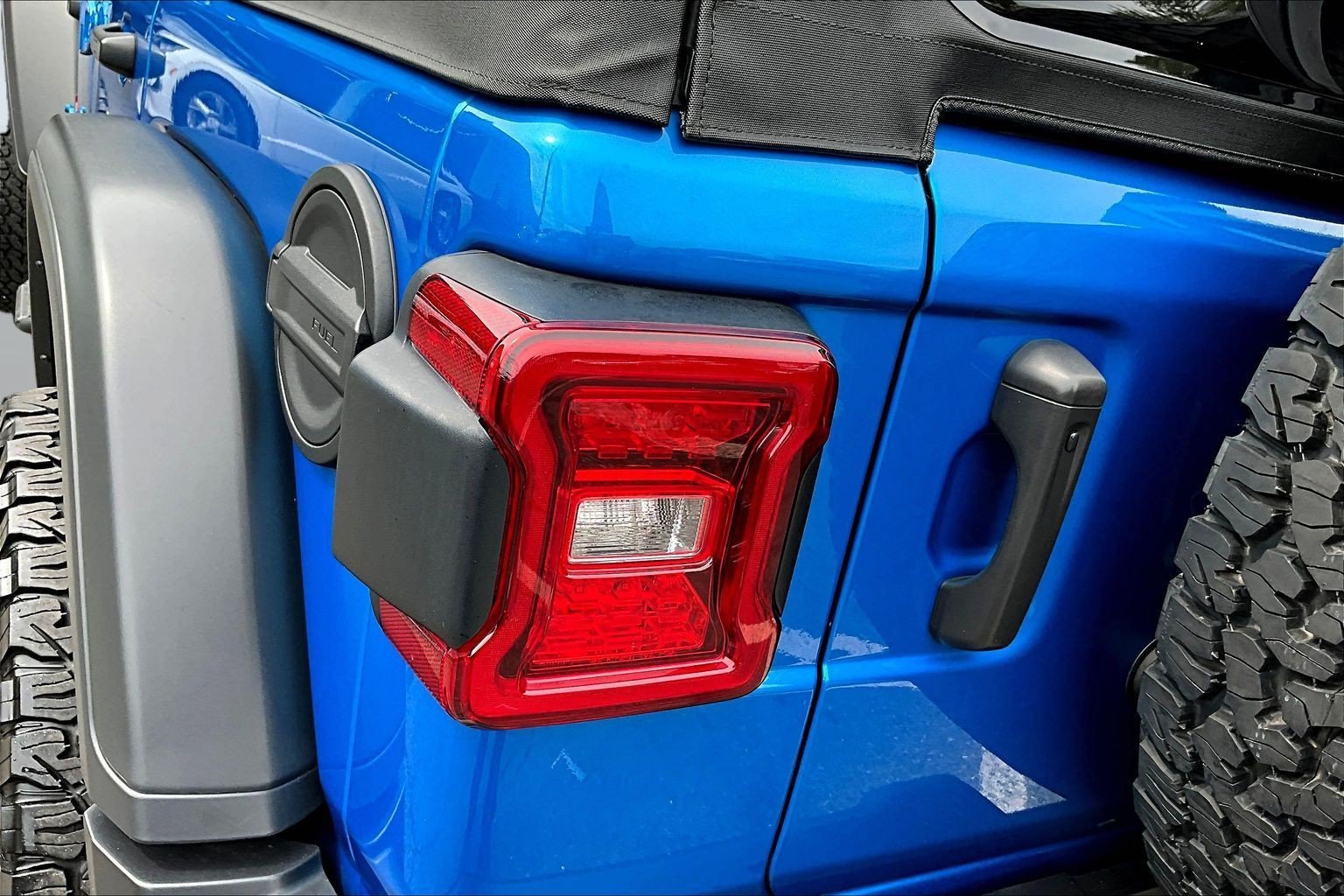 Used 2023 Blue Jeep Rubicon image 21